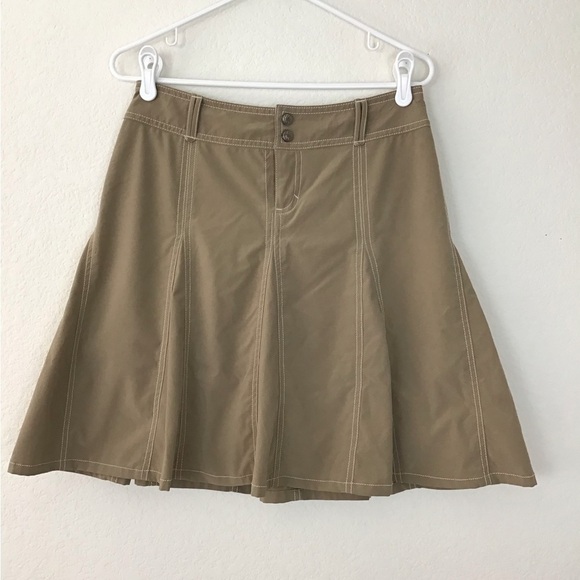 Athleta Tan Flowy Flared Athletic Tennis Skort Size 4 - Picture 2 of 10